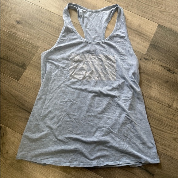 🍋 Lululemon Tank “Devoted to the Moment” - Picture 2 of 8